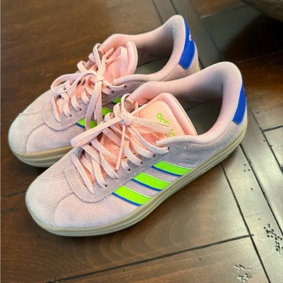 adidas gazelle silver green womens adidas Women's Originals Samba OG "White Lucid Pink" main image 1